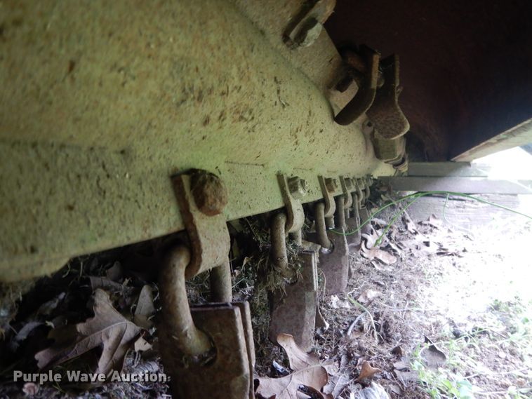 image for item DG6784 John Deere 390 flail mower