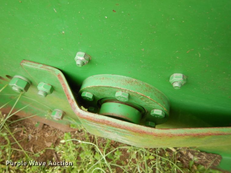 image for item DG6784 John Deere 390 flail mower