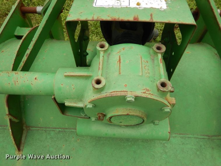 image for item DG6784 John Deere 390 flail mower