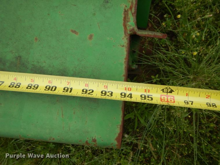 image for item DG6784 John Deere 390 flail mower