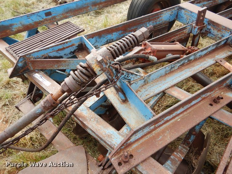 image for item GE9434 Ford 219 off-set disk