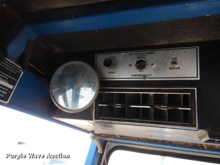 image for item GE9439 1988 Ford 6610  tractor