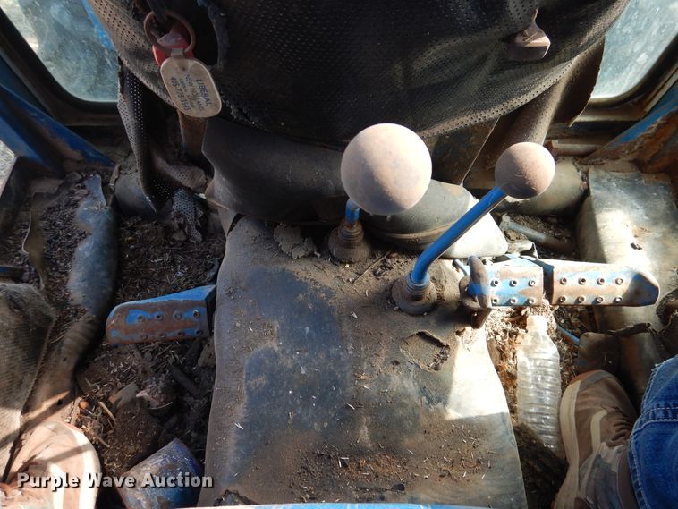 image for item GE9439 1988 Ford 6610  tractor