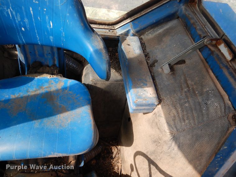 image for item GE9439 1988 Ford 6610  tractor