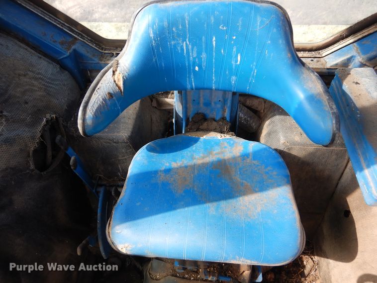 image for item GE9439 1988 Ford 6610  tractor