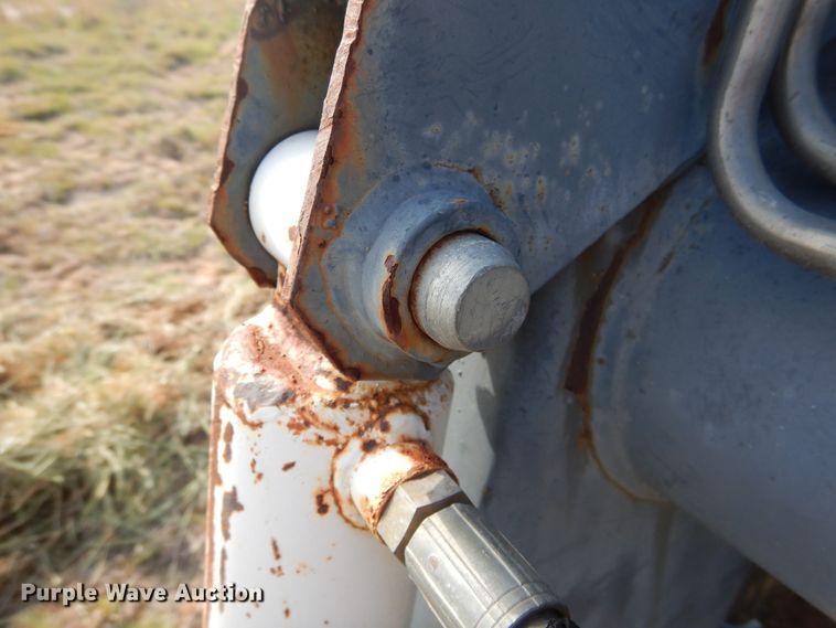 image for item GE9439 1988 Ford 6610  tractor