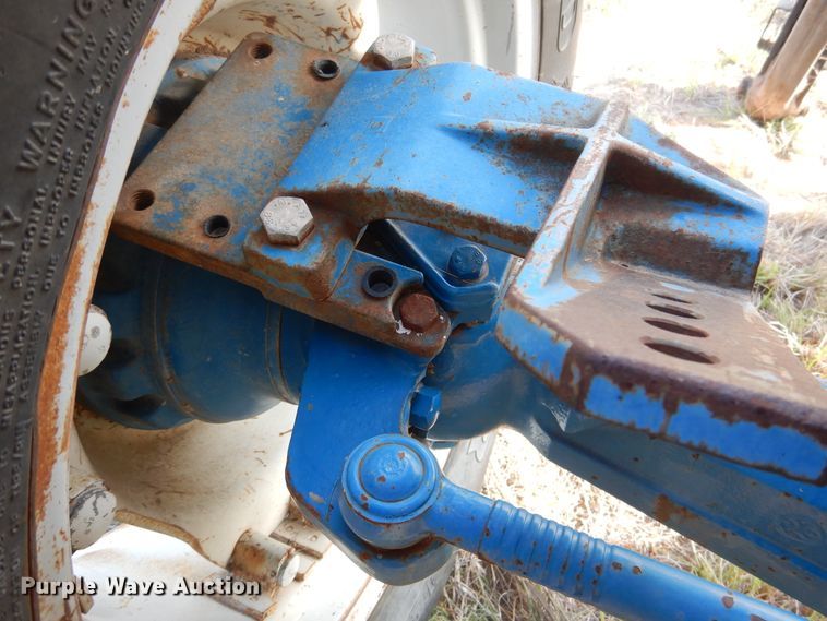 image for item GE9439 1988 Ford 6610  tractor