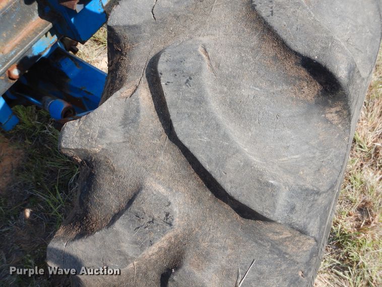 image for item GE9439 1988 Ford 6610  tractor