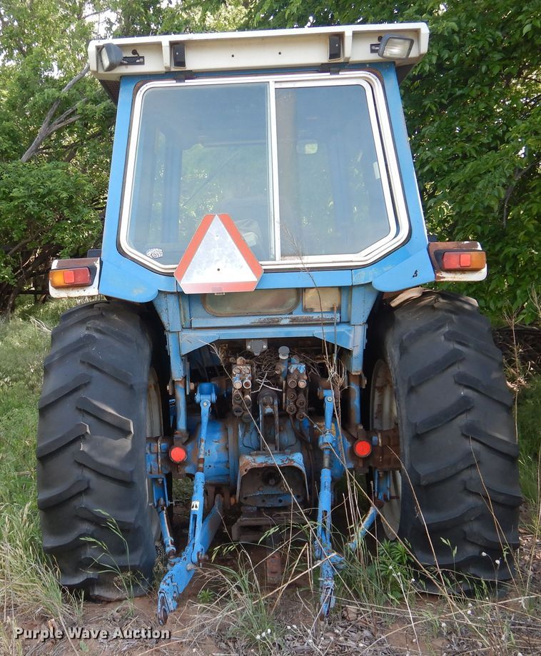 image for item GE9444 1988 Ford 7710  MFWD tractor