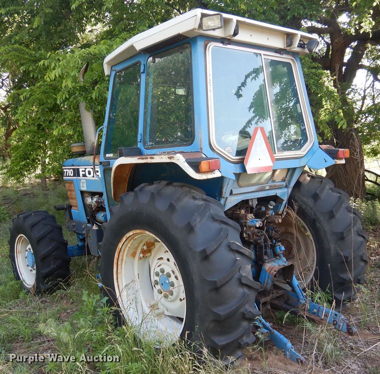 image for item GE9444 1988 Ford 7710  MFWD tractor