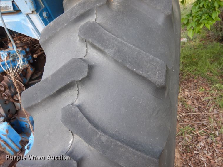 image for item GE9444 1988 Ford 7710  MFWD tractor