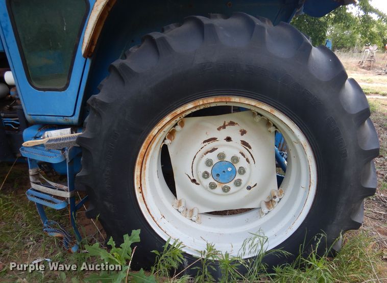 image for item GE9444 1988 Ford 7710  MFWD tractor
