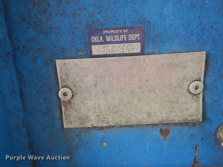 image for item GE9444 1988 Ford 7710  MFWD tractor