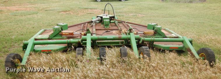 image for item GE9448 John Deere 1518 batwing rotary mower