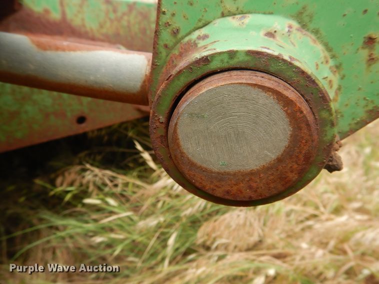 image for item GE9448 John Deere 1518 batwing rotary mower