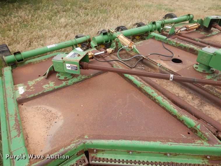 image for item GE9448 John Deere 1518 batwing rotary mower