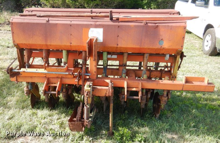 image for item GE9465 Tye Pasture Pleaser grain drill