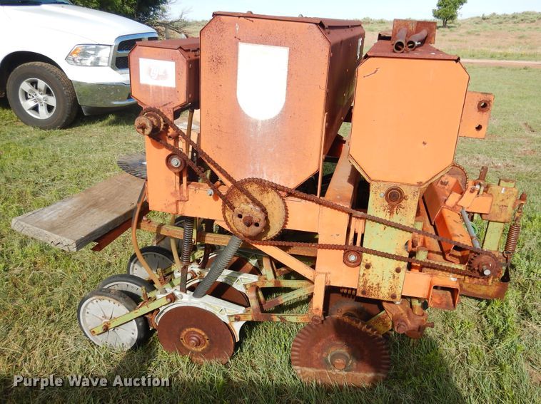 image for item GE9465 Tye Pasture Pleaser grain drill