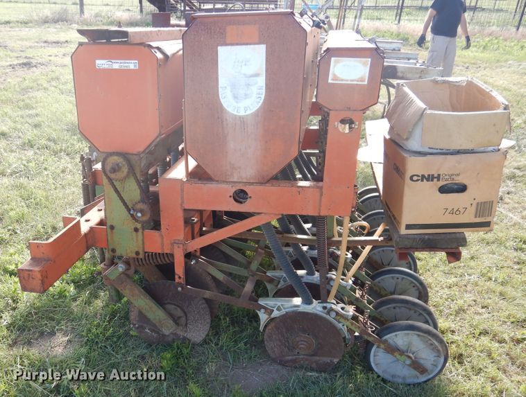 image for item GE9465 Tye Pasture Pleaser grain drill