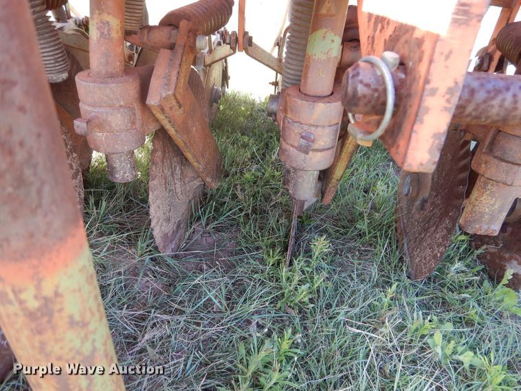 image for item GE9465 Tye Pasture Pleaser grain drill