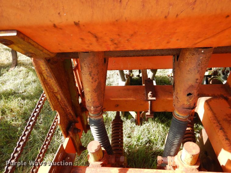 image for item GE9465 Tye Pasture Pleaser grain drill