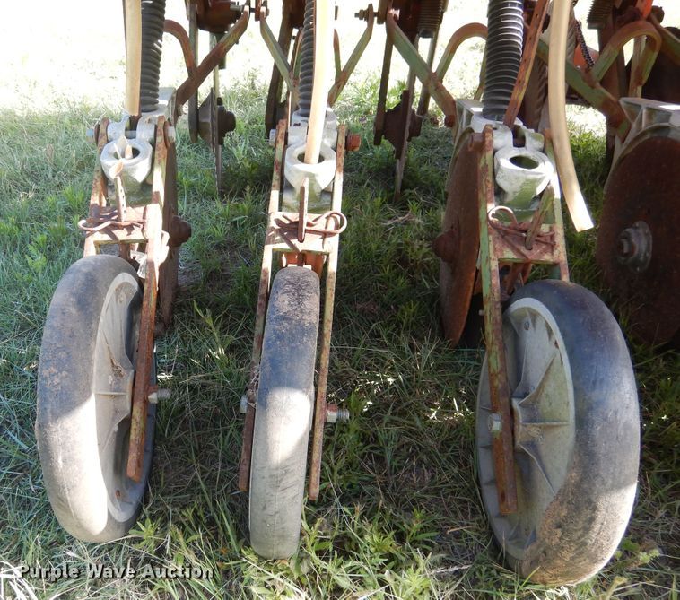 image for item GE9465 Tye Pasture Pleaser grain drill