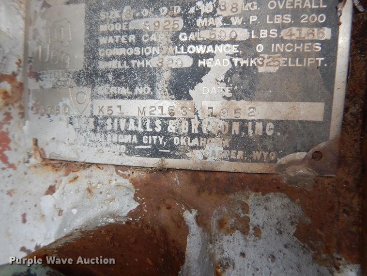 image for item GE9482 1952 propane tank