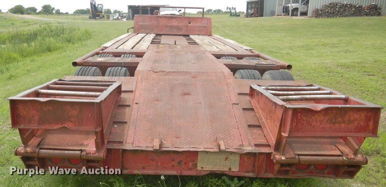 image for item GE9488 1980 Heavy Haul HS25 drop deck equipment trailer