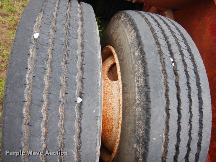 image for item GE9488 1980 Heavy Haul HS25 drop deck equipment trailer