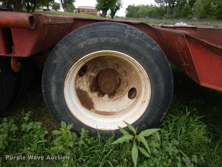 image for item GE9488 1980 Heavy Haul HS25 drop deck equipment trailer