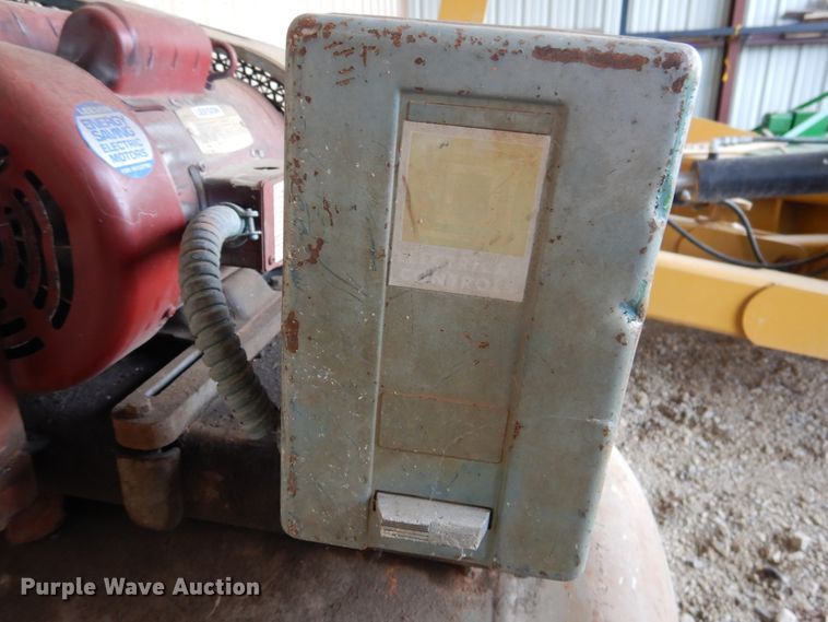 image for item GE9490 Quincy 310 air compressor