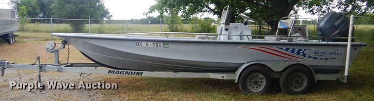 image for item GY9918 2005 Bluewave 220 Classic  boat