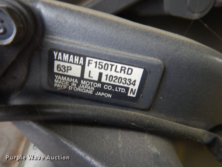 image for item GY9918 2005 Bluewave 220 Classic  boat