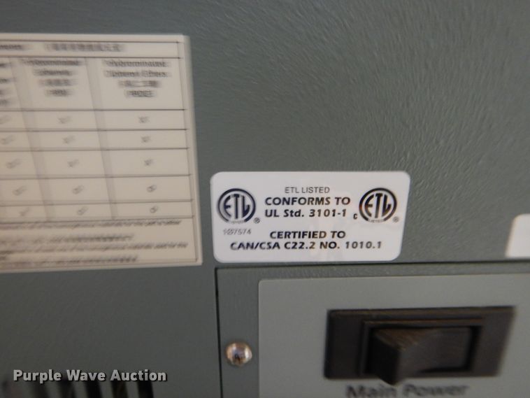 image for item HS9507 BD Facscalibur cell analyzer