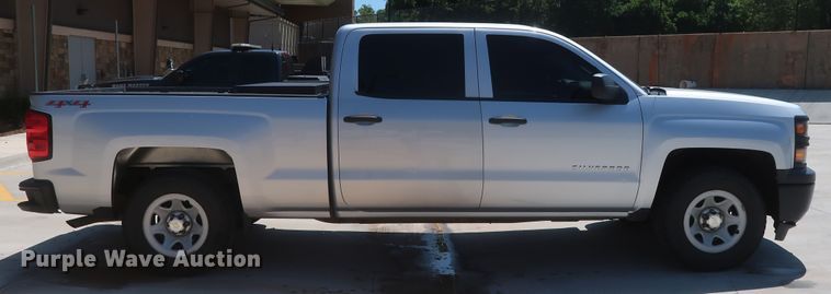 image for item HS9517 2015 Chevrolet Silverado 1500  Crew Cab pickup truck