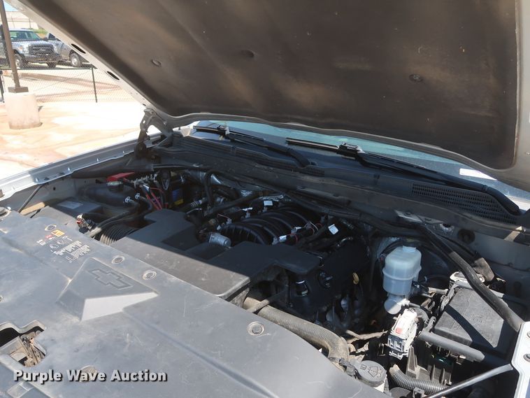 image for item HS9517 2015 Chevrolet Silverado 1500  Crew Cab pickup truck