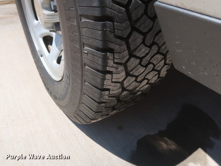 image for item HS9517 2015 Chevrolet Silverado 1500  Crew Cab pickup truck