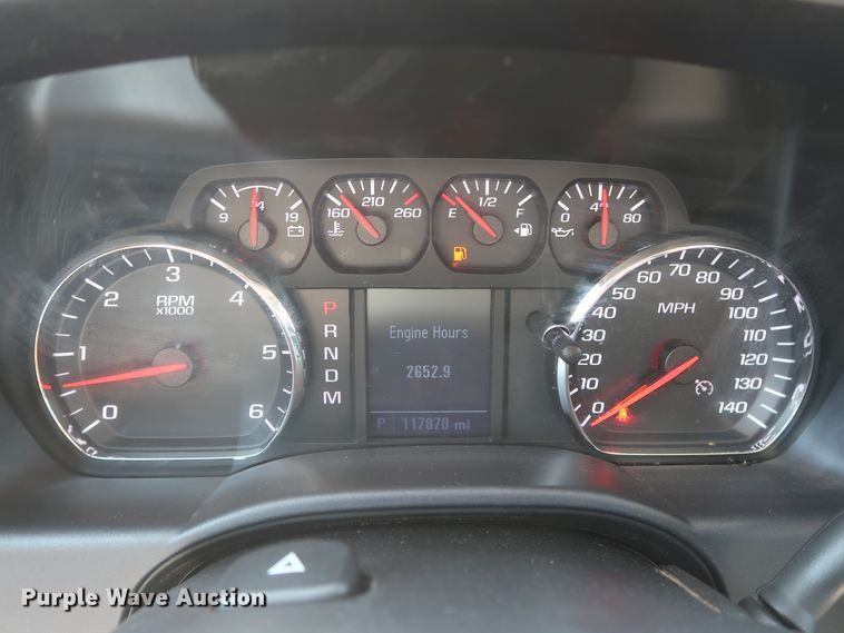 image for item HS9518 2015 Chevrolet Silverado 1500  Crew Cab pickup truck