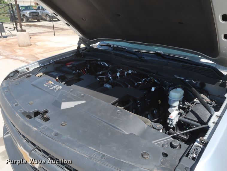 image for item HS9518 2015 Chevrolet Silverado 1500  Crew Cab pickup truck