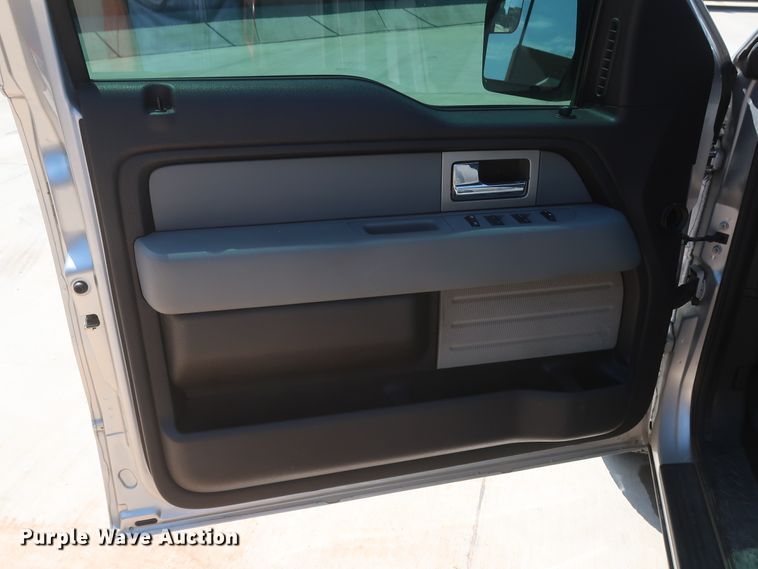 image for item HS9519 2011 Ford F150 XLT  SuperCrew pickup truck