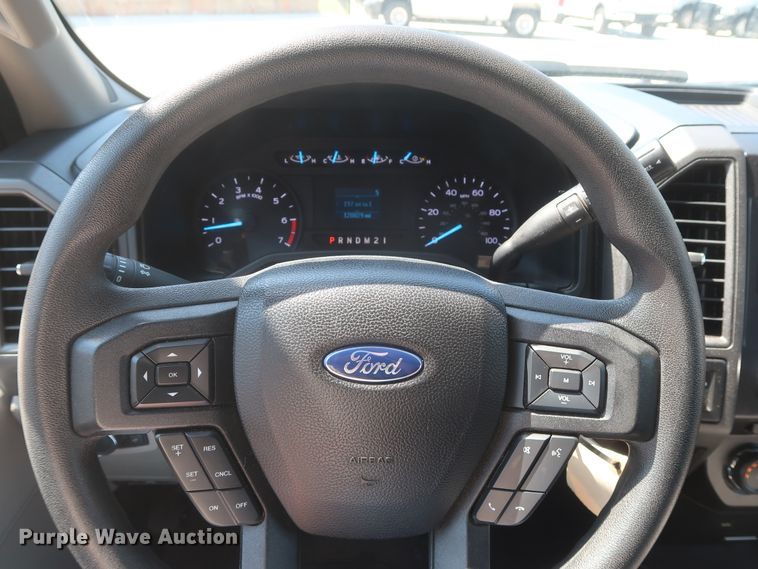 image for item HS9520 2017 Ford F250 Super Duty XL  SuperCab pickup truck