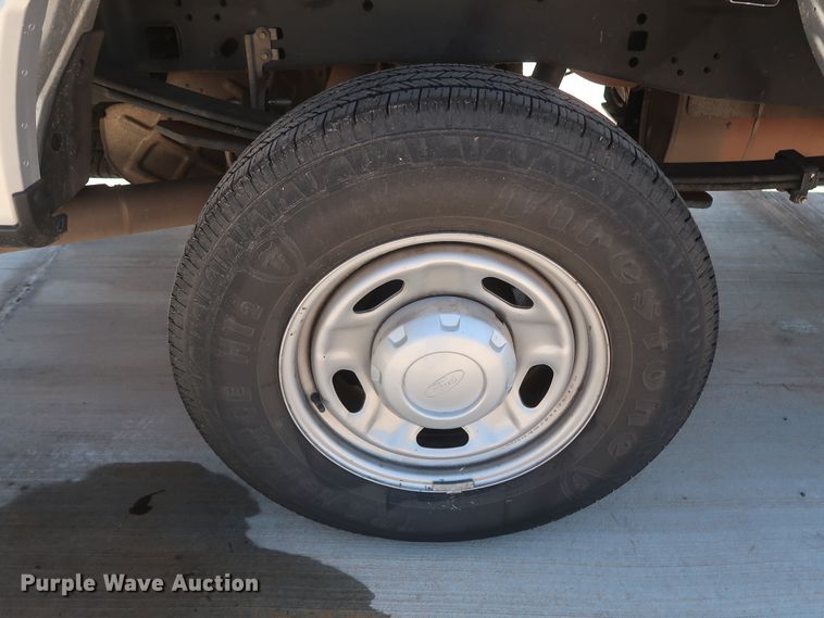 image for item HS9520 2017 Ford F250 Super Duty XL  SuperCab pickup truck