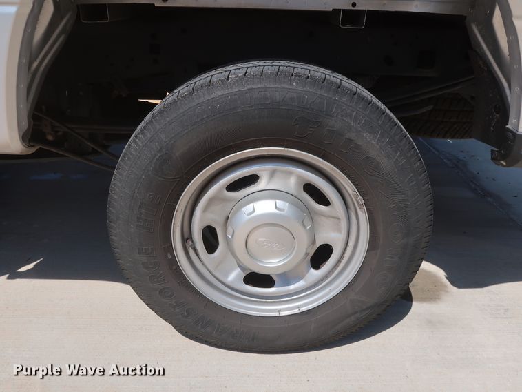 image for item HS9520 2017 Ford F250 Super Duty XL  SuperCab pickup truck