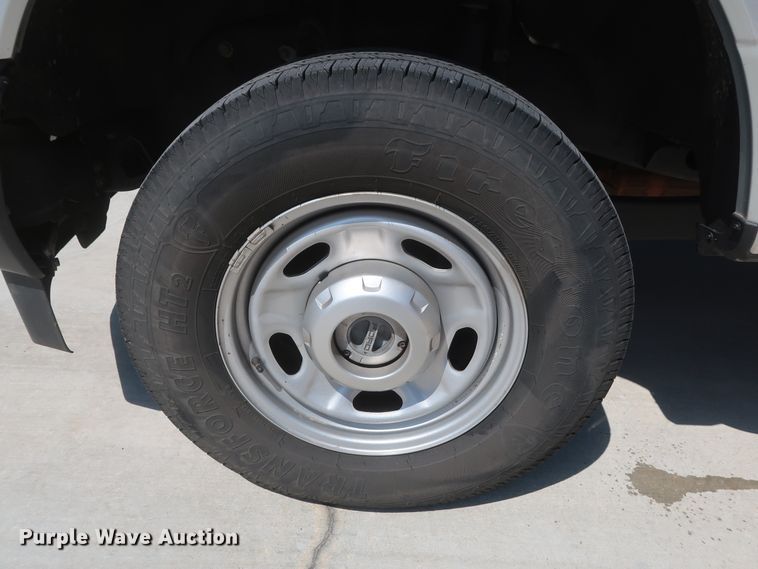 image for item HS9520 2017 Ford F250 Super Duty XL  SuperCab pickup truck