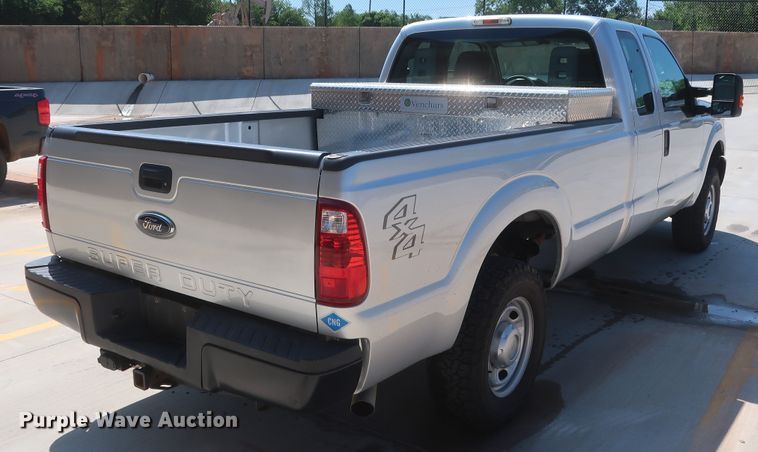 image for item HS9522 2015 Ford F250 Super Duty  SuperCab pickup truck