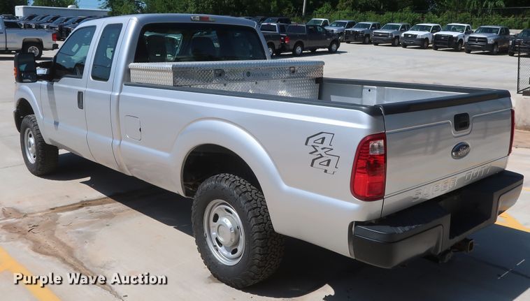 image for item HS9522 2015 Ford F250 Super Duty  SuperCab pickup truck