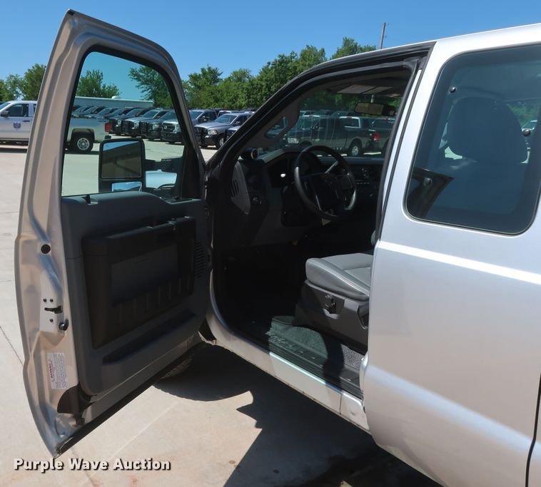 image for item HS9522 2015 Ford F250 Super Duty  SuperCab pickup truck