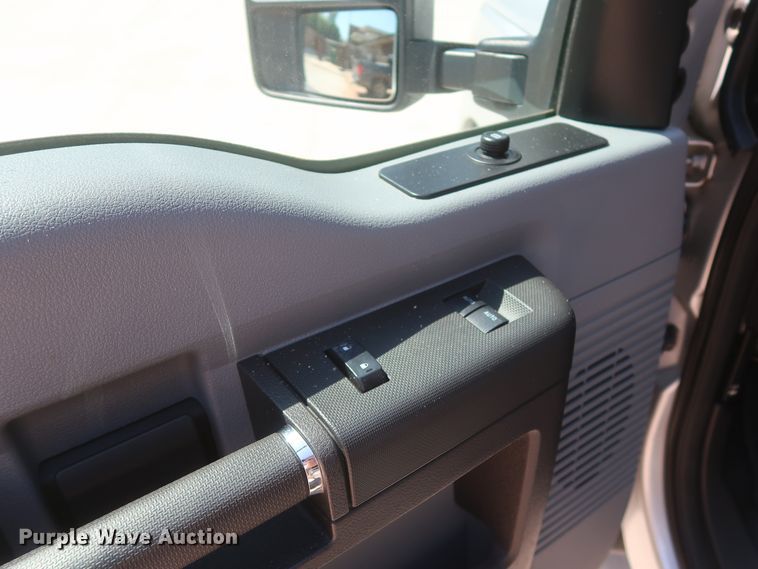 image for item HS9522 2015 Ford F250 Super Duty  SuperCab pickup truck