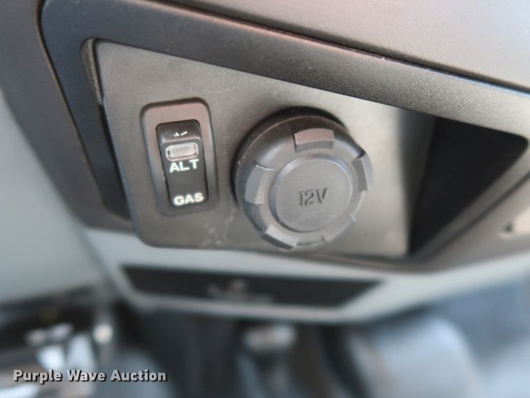 image for item HS9522 2015 Ford F250 Super Duty  SuperCab pickup truck