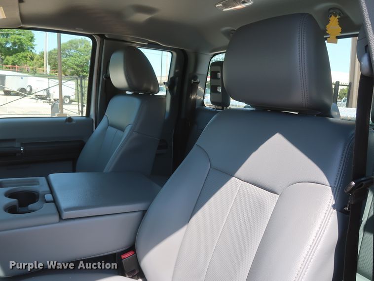 image for item HS9522 2015 Ford F250 Super Duty  SuperCab pickup truck